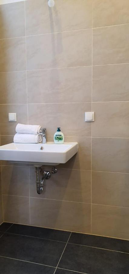 Goldfisch Apartment Am Augartenpark Βιέννη Εξωτερικό φωτογραφία